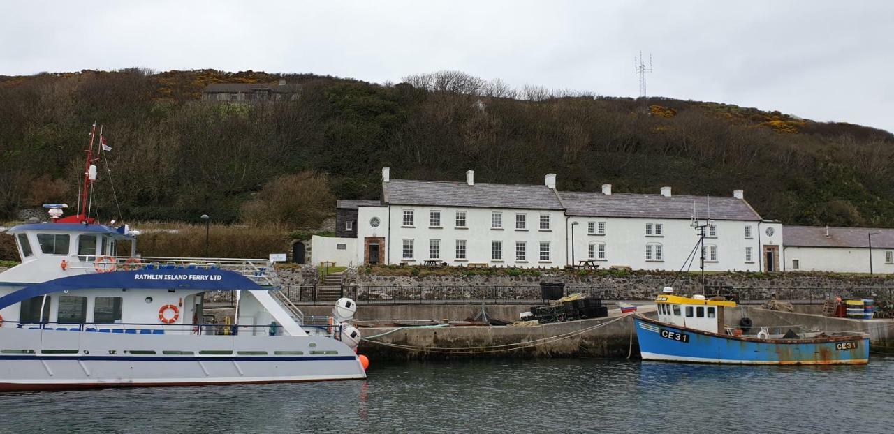 Отель Manor House Rathlin Island Балликасл Экстерьер фото
